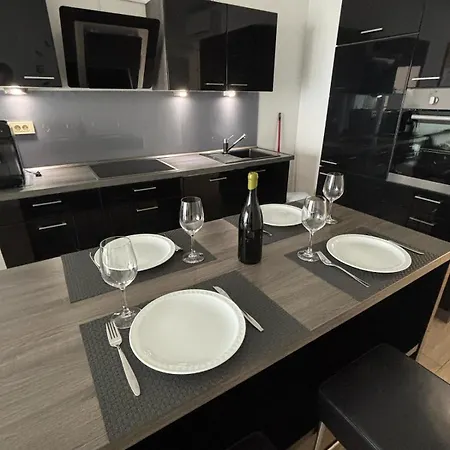 A & M Vacation マカルスカ